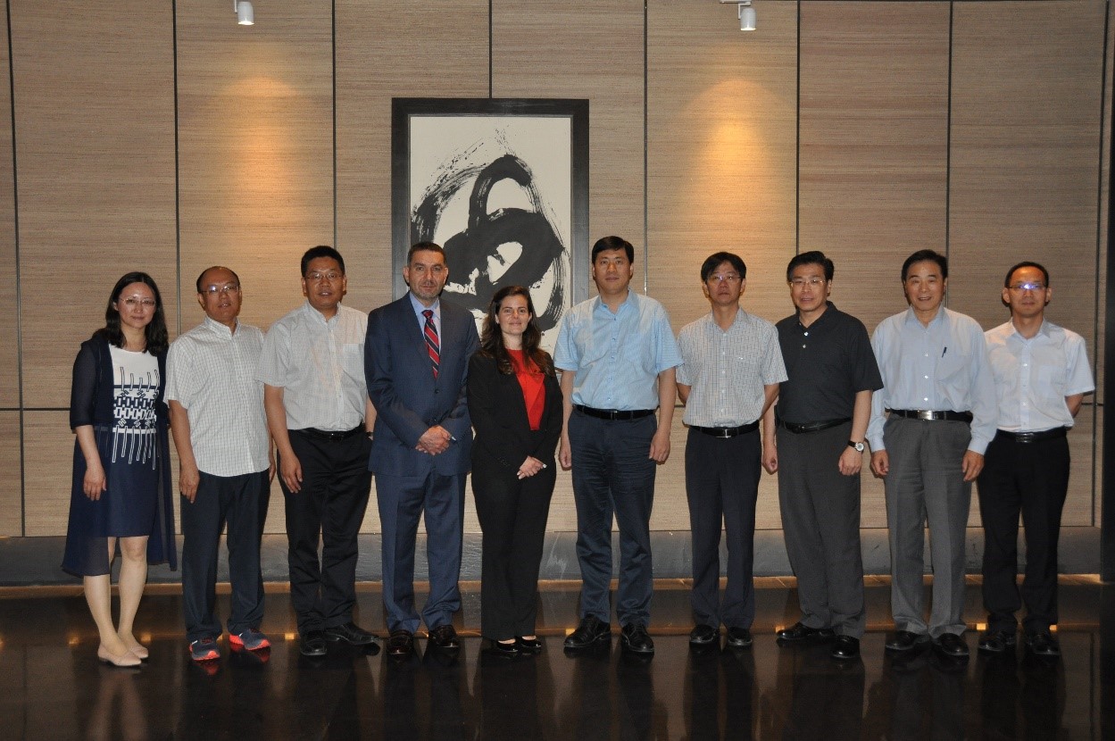 華杰公司2017年董事會圓滿結(jié)束